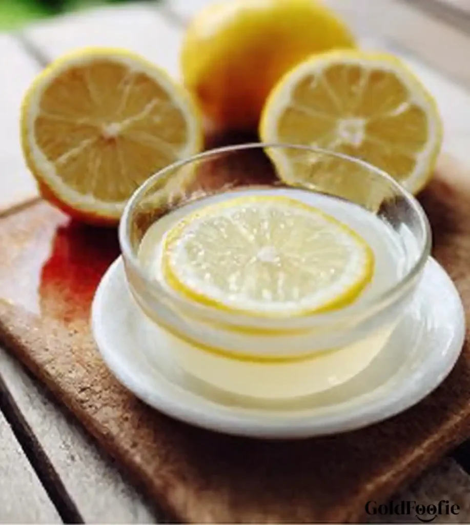 Fresh Lemon Water for Evening Detox