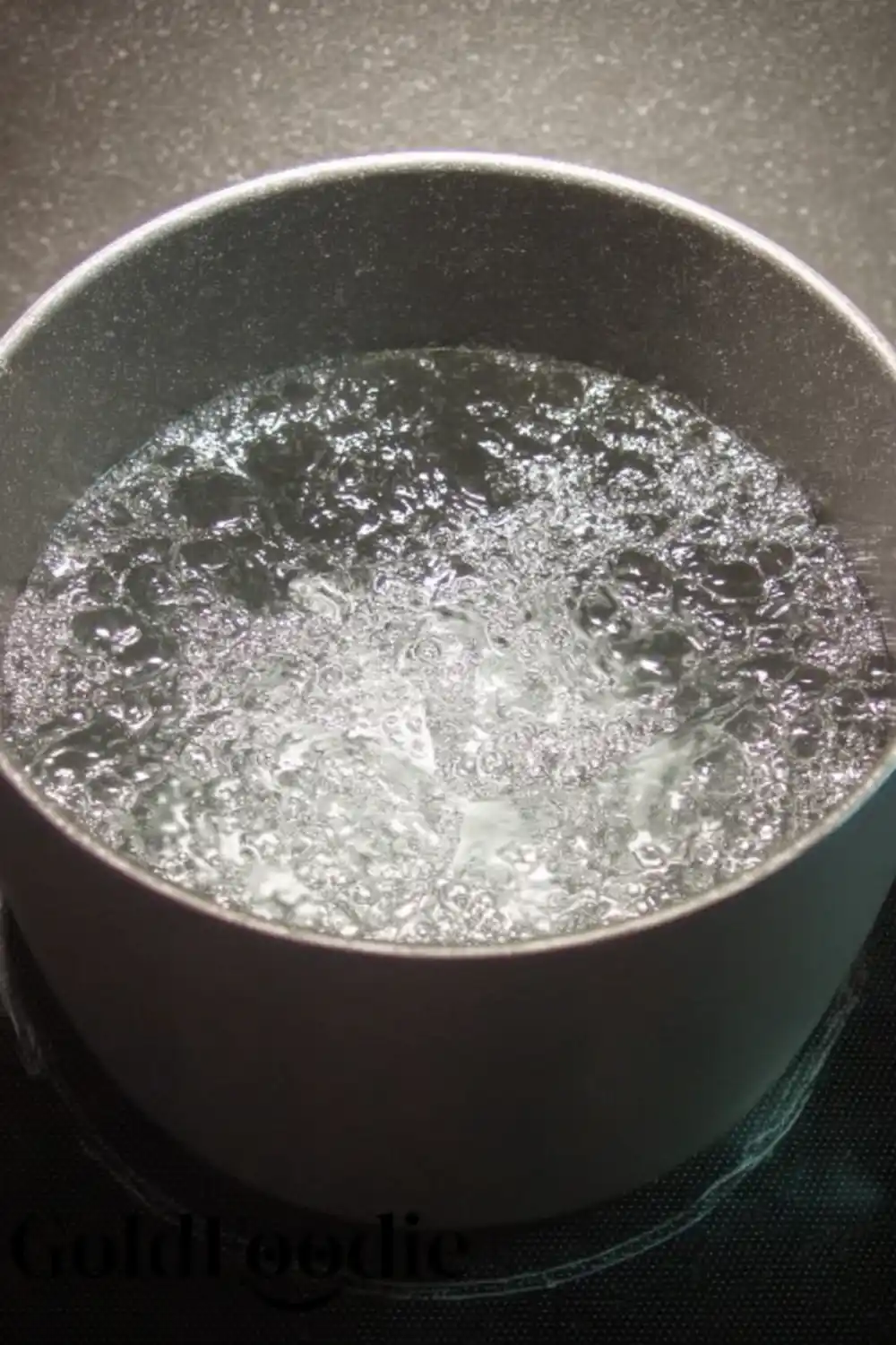 Boiling Water for Brewing Strong Green Tea Base Boiling Water for Brewing Strong Green Tea Base