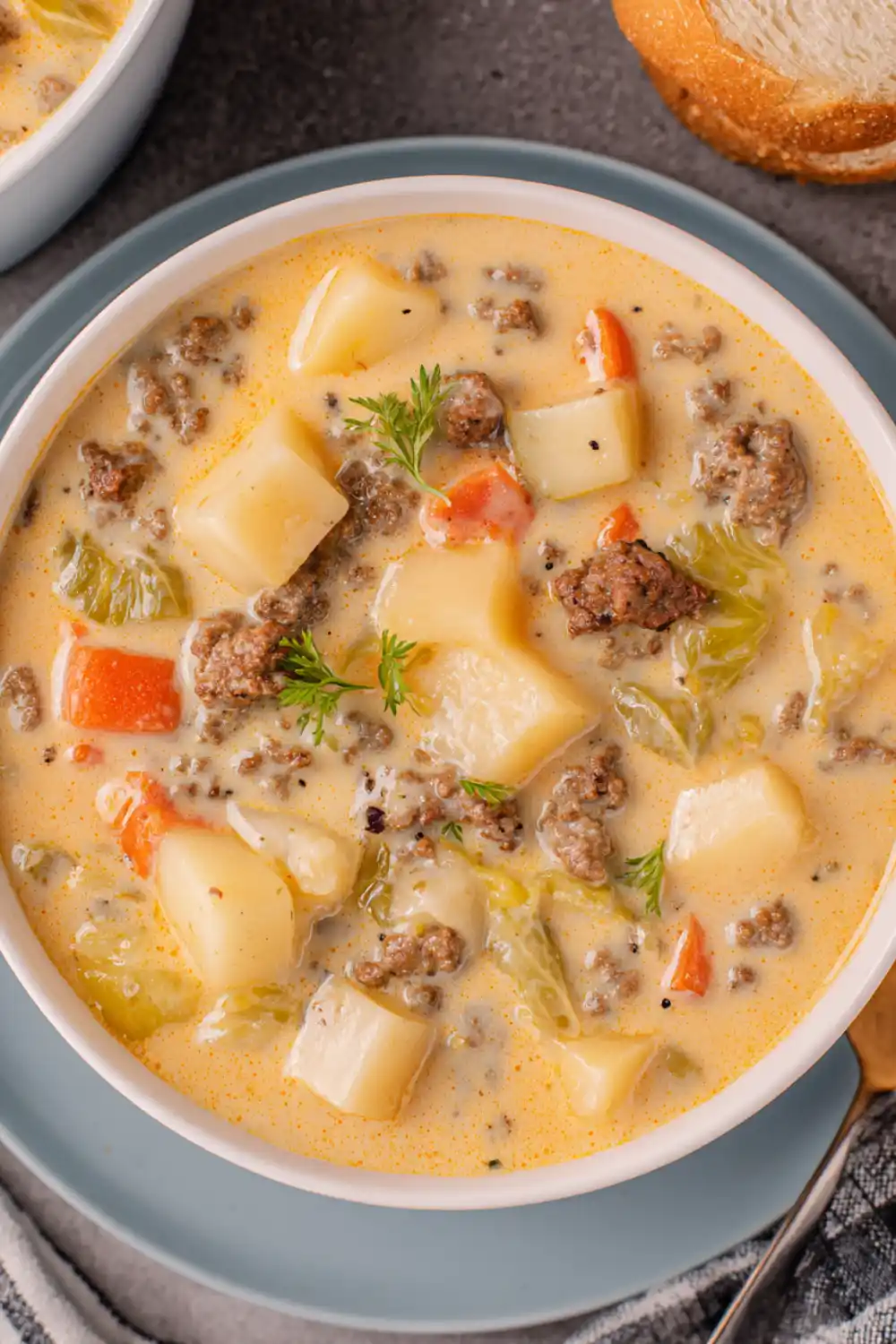 Hearty Cheeseburger Soup Recipe