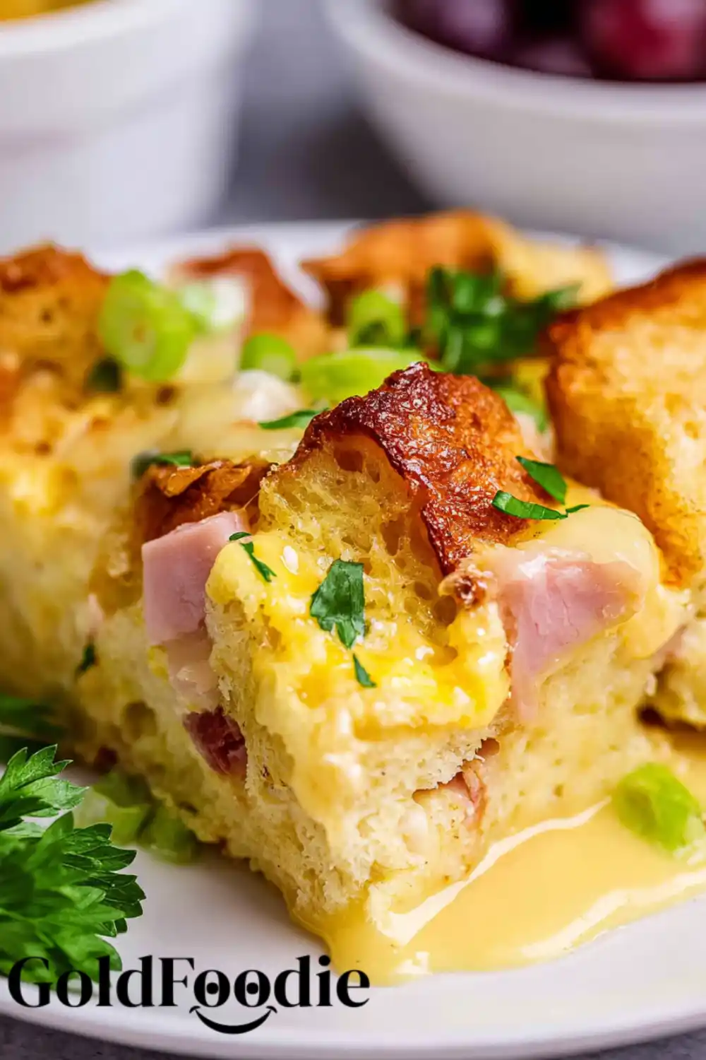 Eggs Benedict Casserole 5 Perfect Slice of Eggs Benedict Brunch Casserole