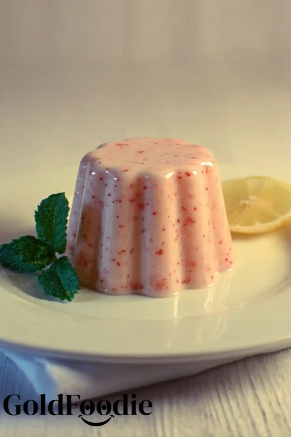 keto-gelatin-snack-with-lemon-and-mint