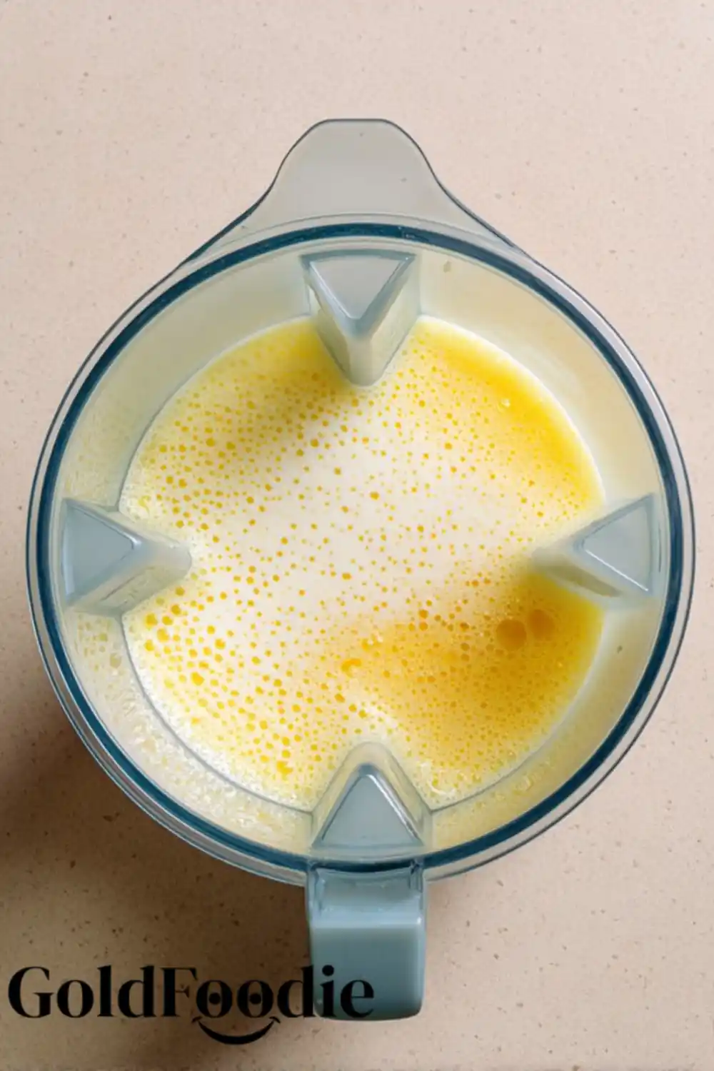 Blended Egg and Cottage Cheese Mixture
