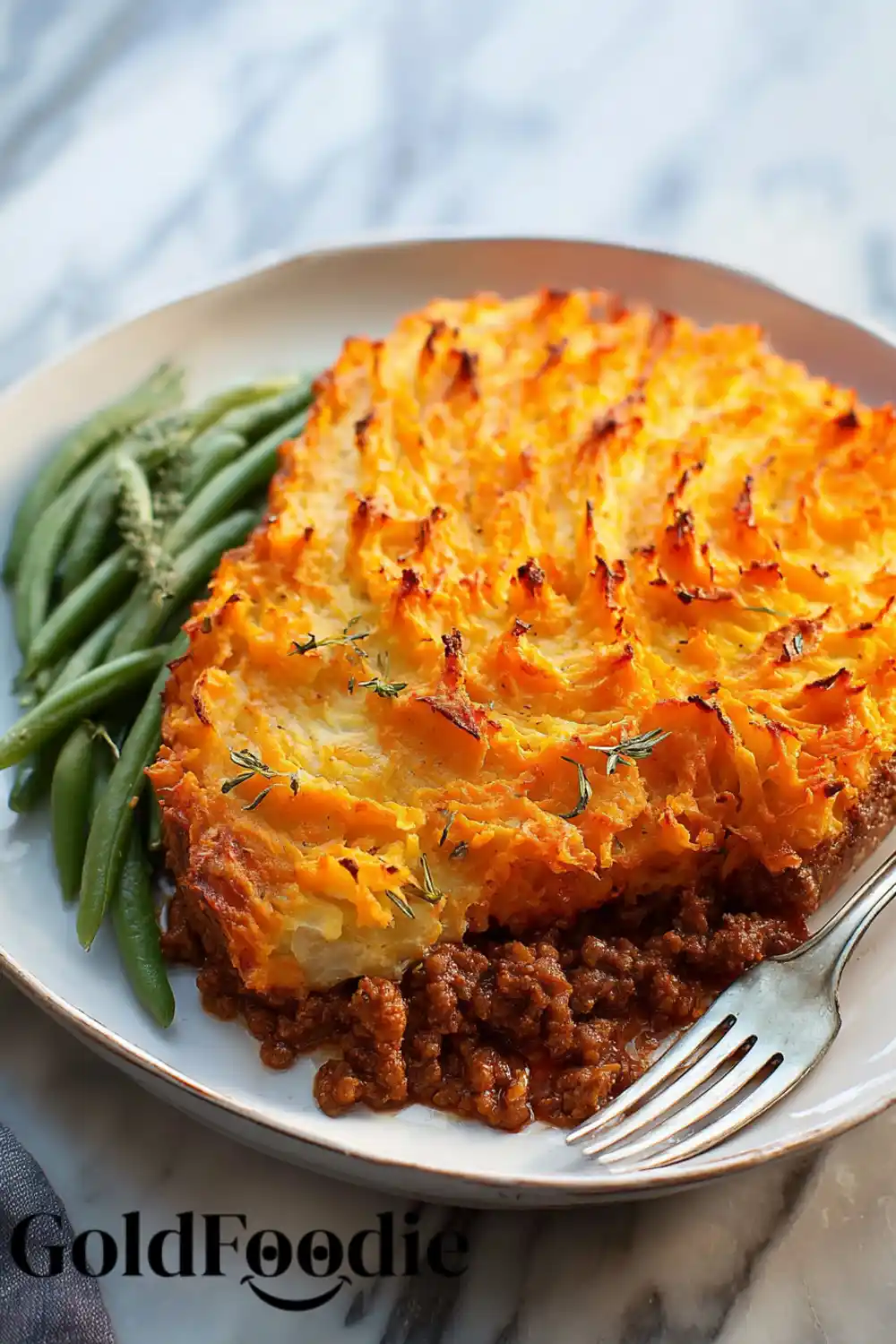Classic Shepherd's Pie with Mashed Potato Topping and Green Beans Classic Shepherd's Pie Casserole