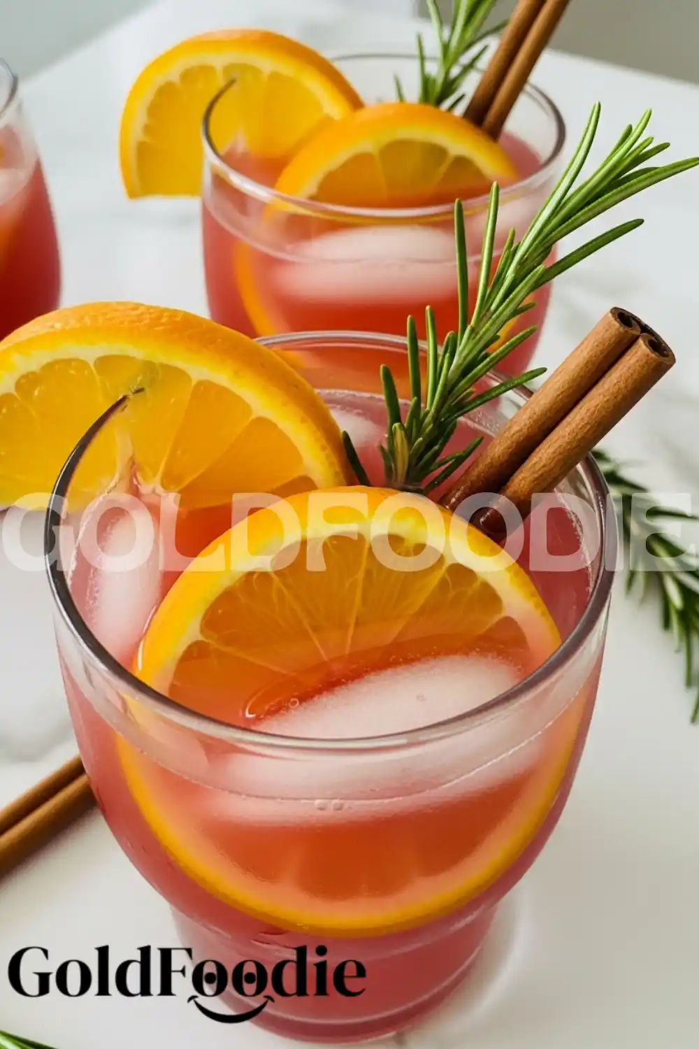 holiday-punch-serving-glasses