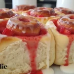 Strawberry Cinnamon Rolls 1 Strawberry Cinnamon Rolls