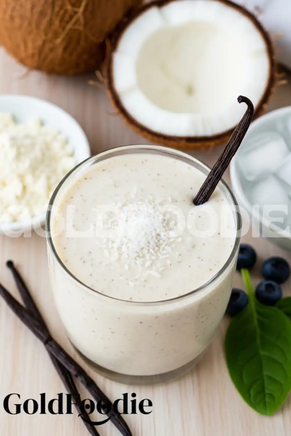 Pouring the Vanilla Coconut Smoothie