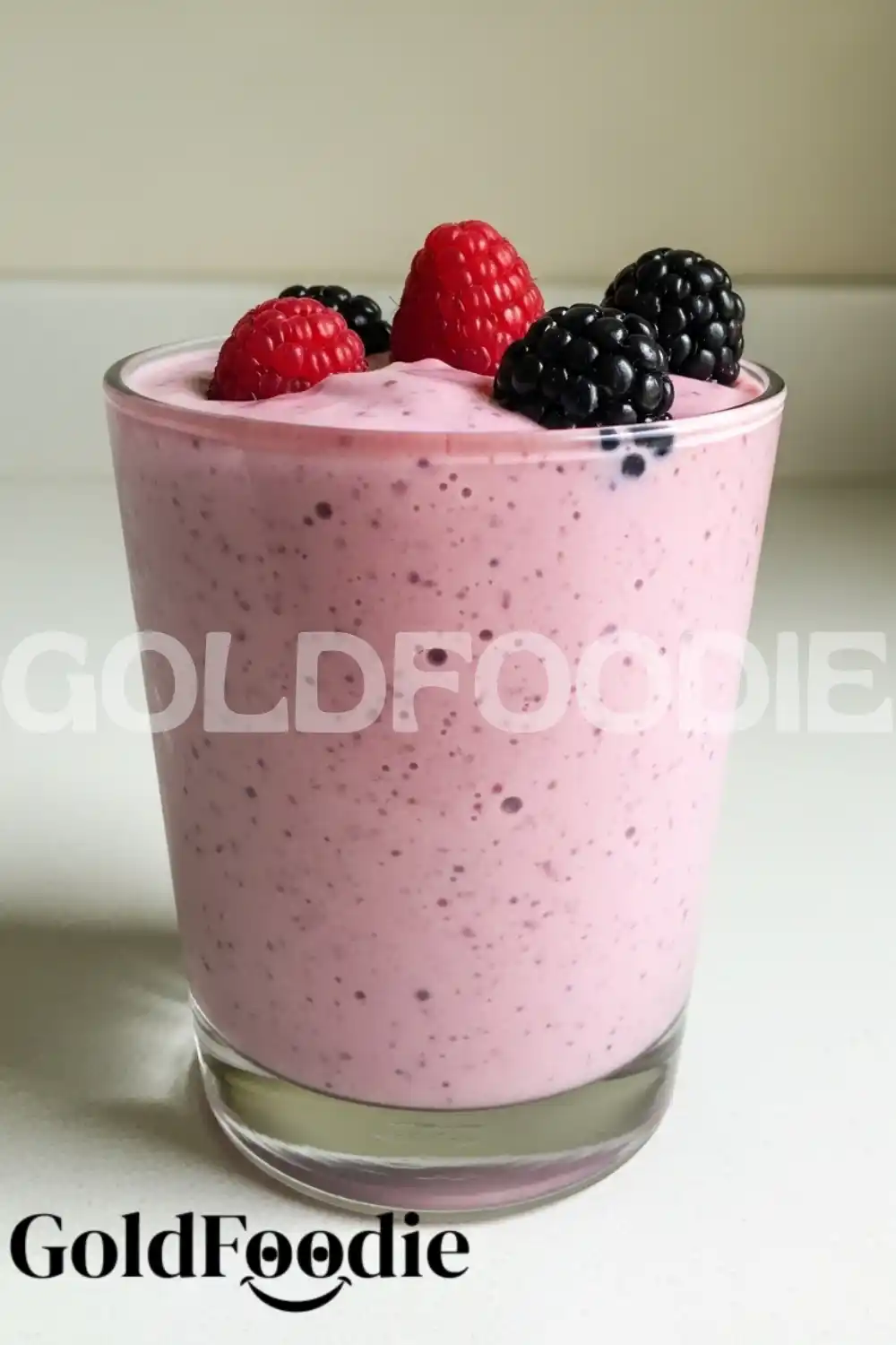 Refreshing Pink Collagen Smoothie Garnish Refreshing Pink Collagen Smoothie Garnish