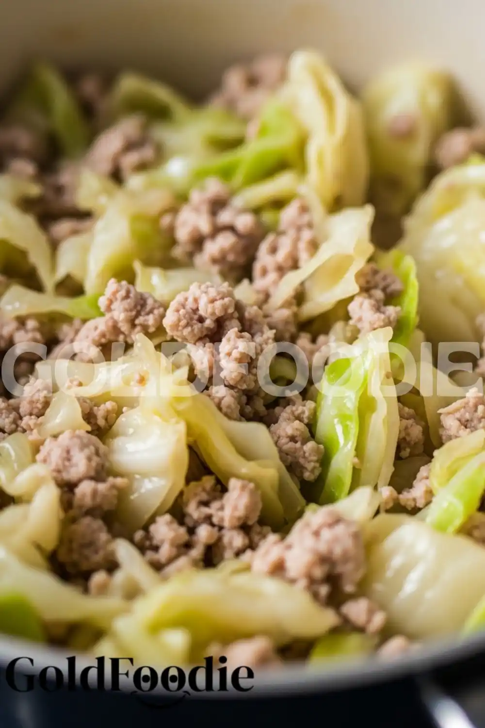 cooking-cabbage-trick-in-dutch-oven
