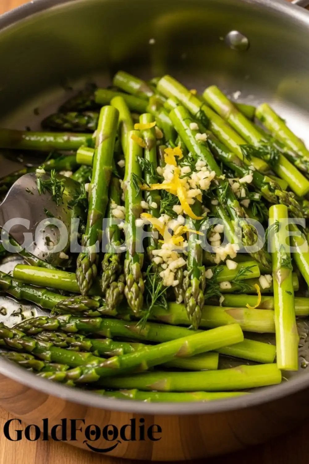 Blanching and Seasoning Asparagus in Pan Blanching and Seasoning Asparagus in Pan