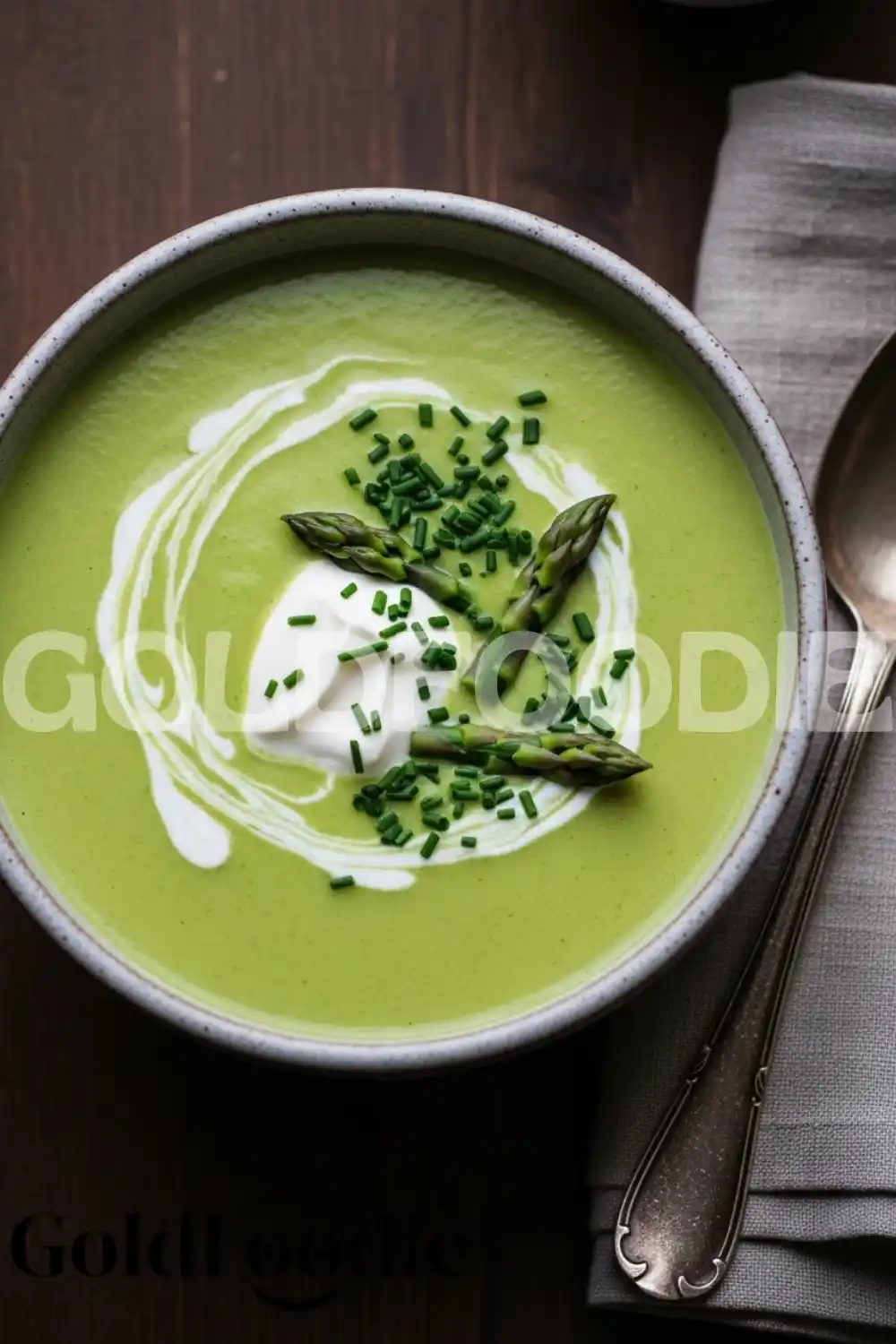 Low carb asparagus soup with olive oil drizzle Low carb asparagus soup with olive oil drizzle