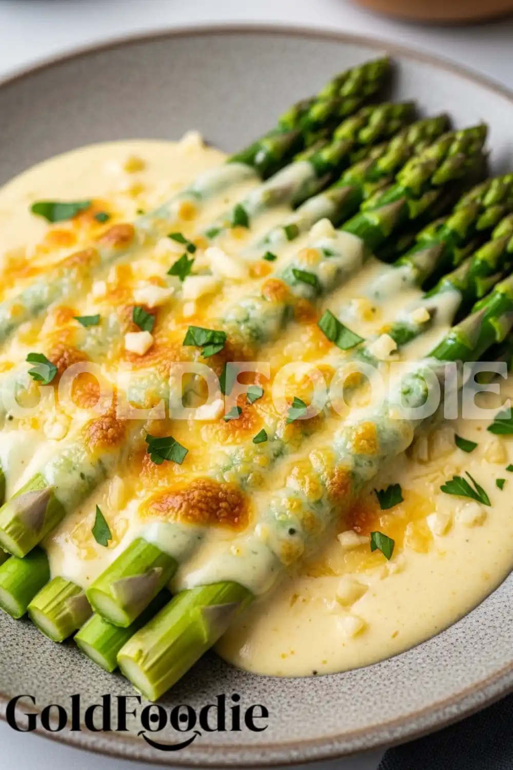 parmesan-crusted-asparagus-with-cream-sauce