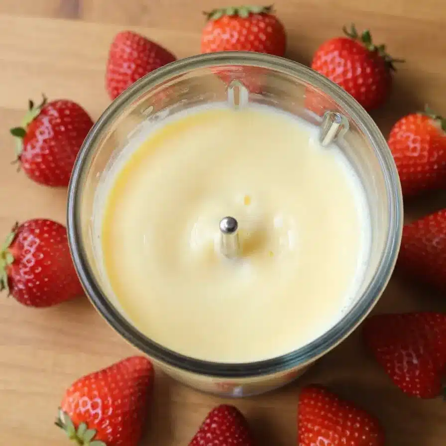I put condensed milk in the strawberries and surprised everyone! 5 Fresh strawberries drizzled with creamy condensed milk